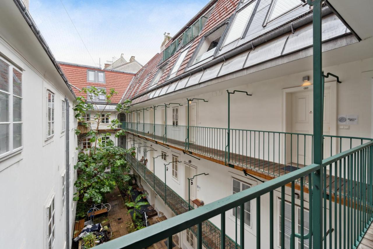 Florian'S Apartments In Mariahilf Виена Екстериор снимка