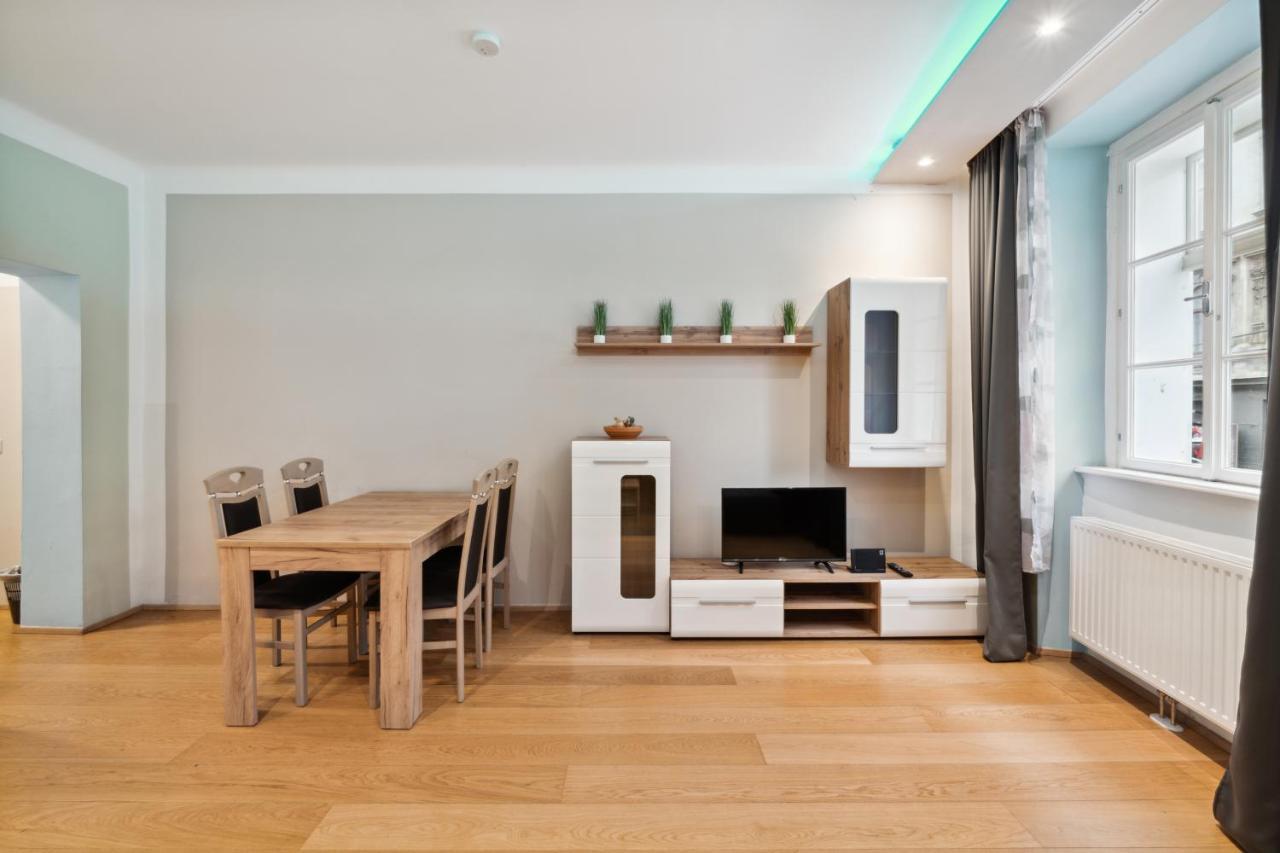 Florian'S Apartments In Mariahilf Виена Екстериор снимка