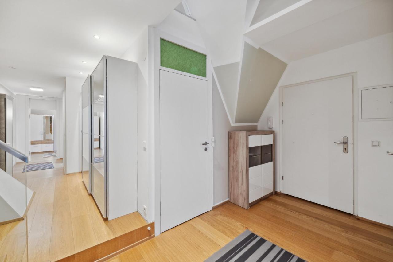 Florian'S Apartments In Mariahilf Виена Екстериор снимка