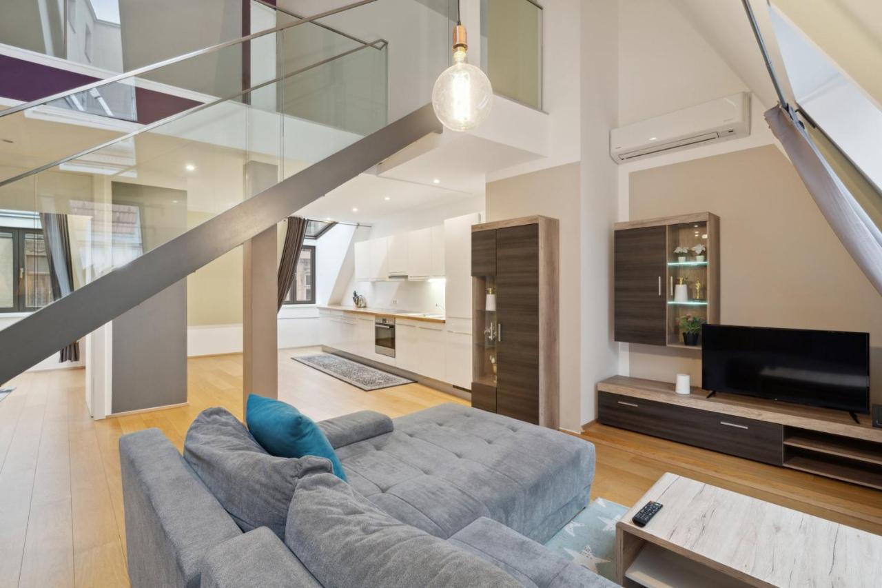 Florian'S Apartments In Mariahilf Виена Екстериор снимка