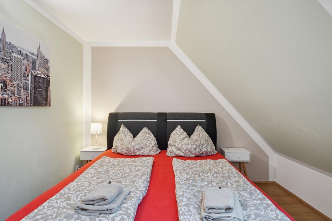 Florian'S Apartments In Mariahilf Виена Екстериор снимка