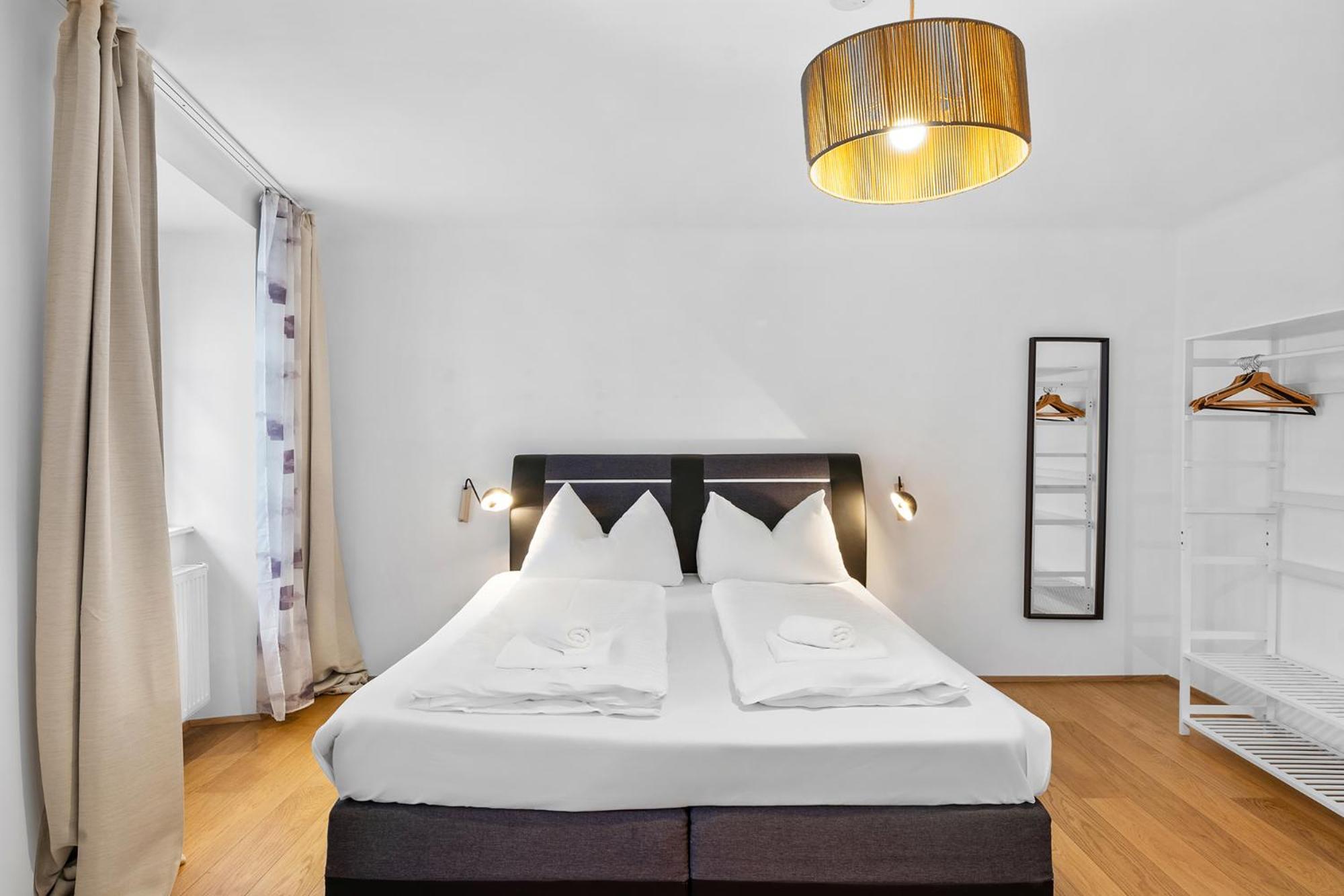 Florian'S Apartments In Mariahilf Виена Екстериор снимка